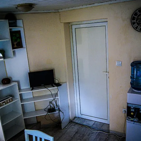 Niki Apartment *